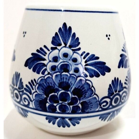 Small Delft 3 Inch Floral Bulbous Vase/Cup Signed F1 A7 1085 - Picture 4 of 7